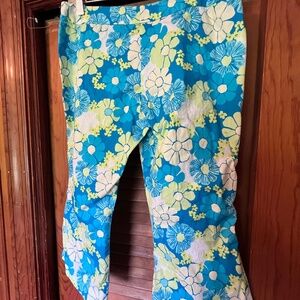 LILLY PULITZER Blue Multi-Color Glow in the Dark Capris Sz 4 NWOT